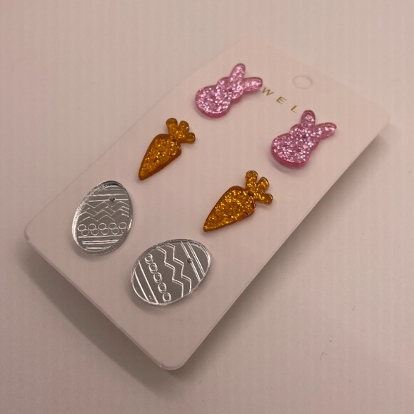 ❤️ FREE Easter Holiday Carrot Rabbit Bunny Rabbit Egg Holiday Stud Hip Earrings - Picture 4 of 5
